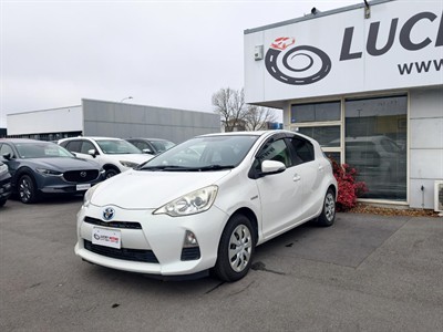 2014 Toyota Aqua - Thumbnail