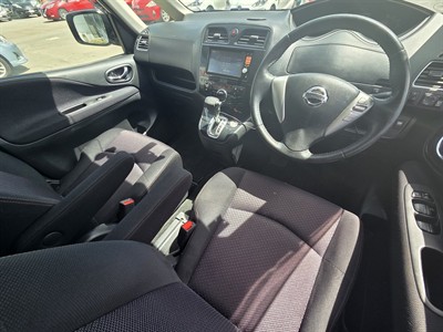 2013 Nissan Serena - Thumbnail