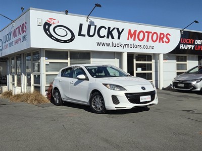 2012 Mazda AXELA
