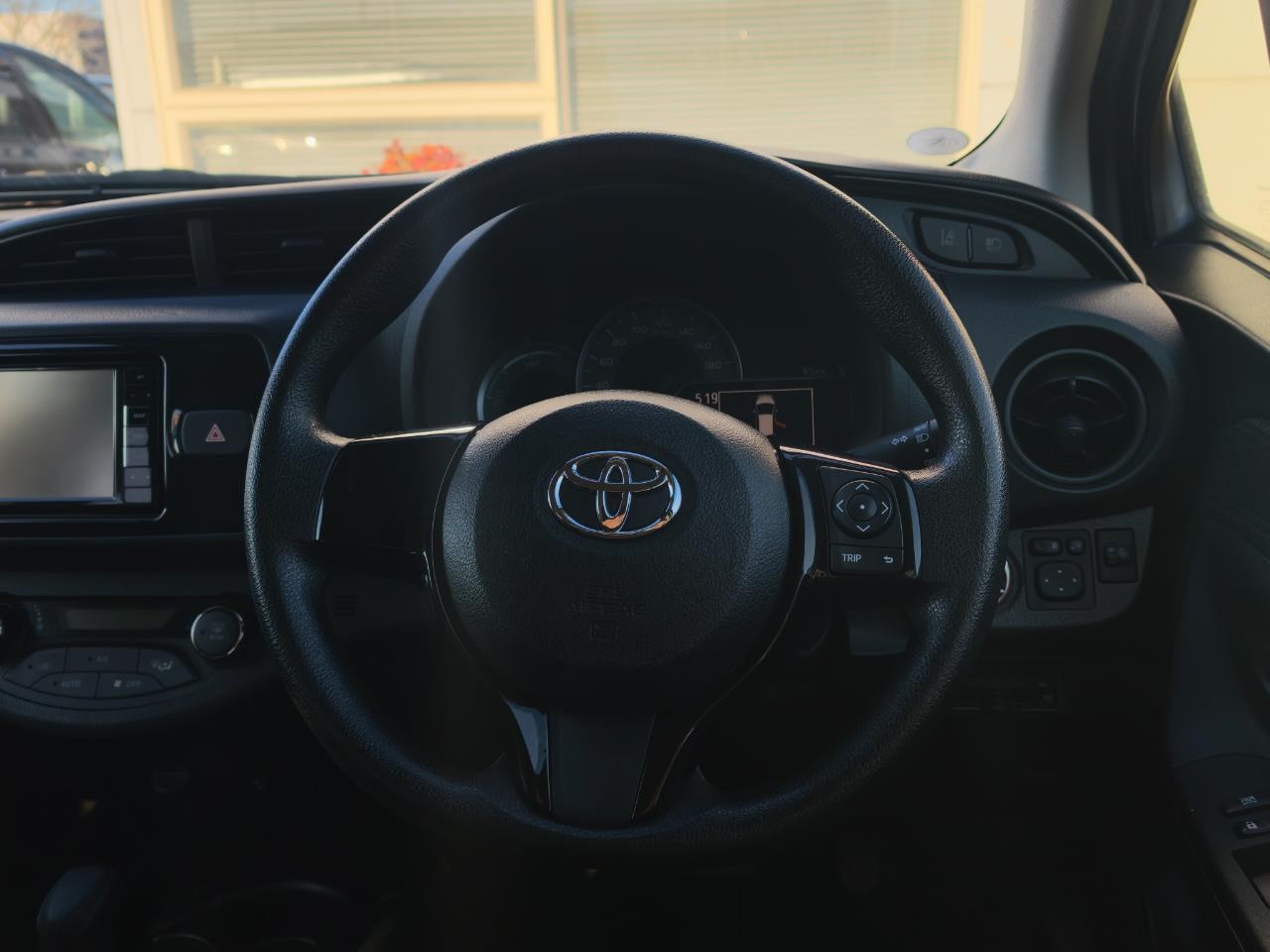 2017 Toyota Vitz