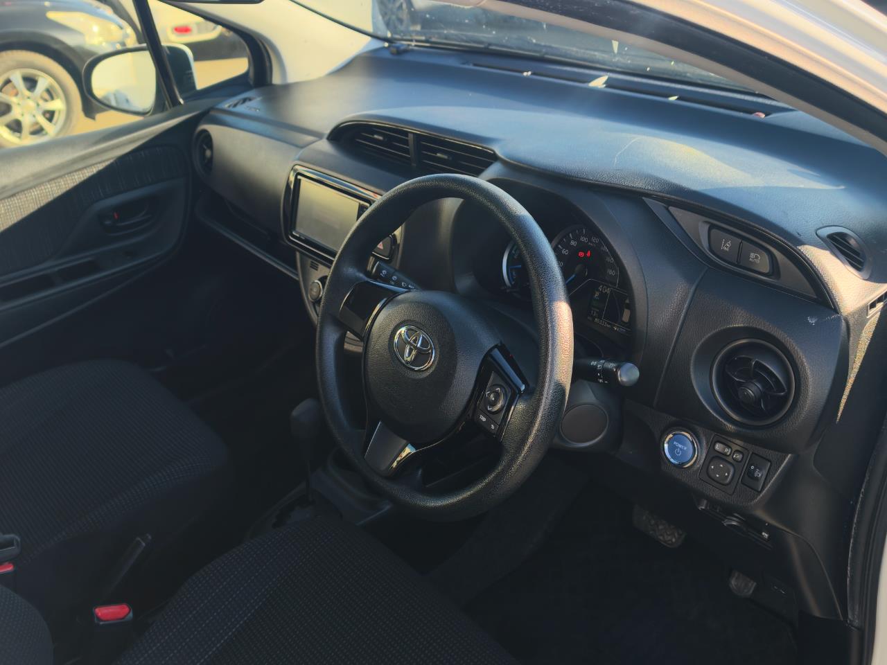 2017 Toyota Vitz