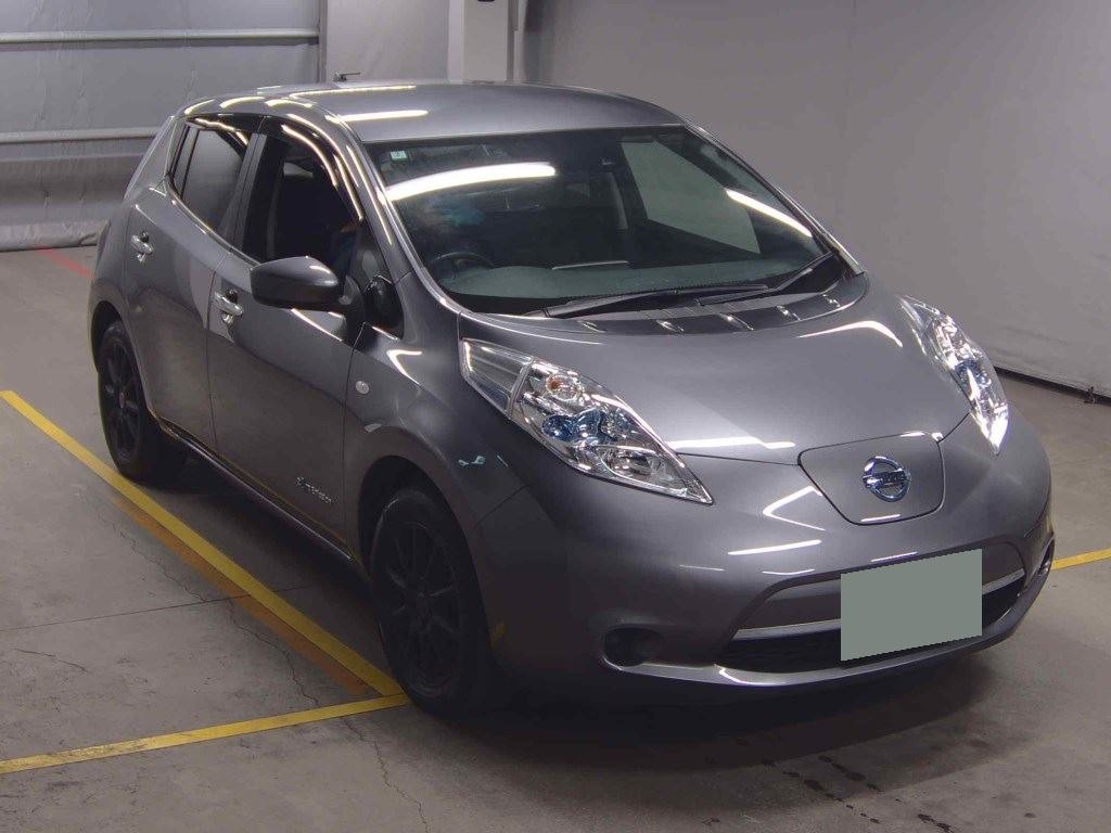 2016 Nissan LEAF