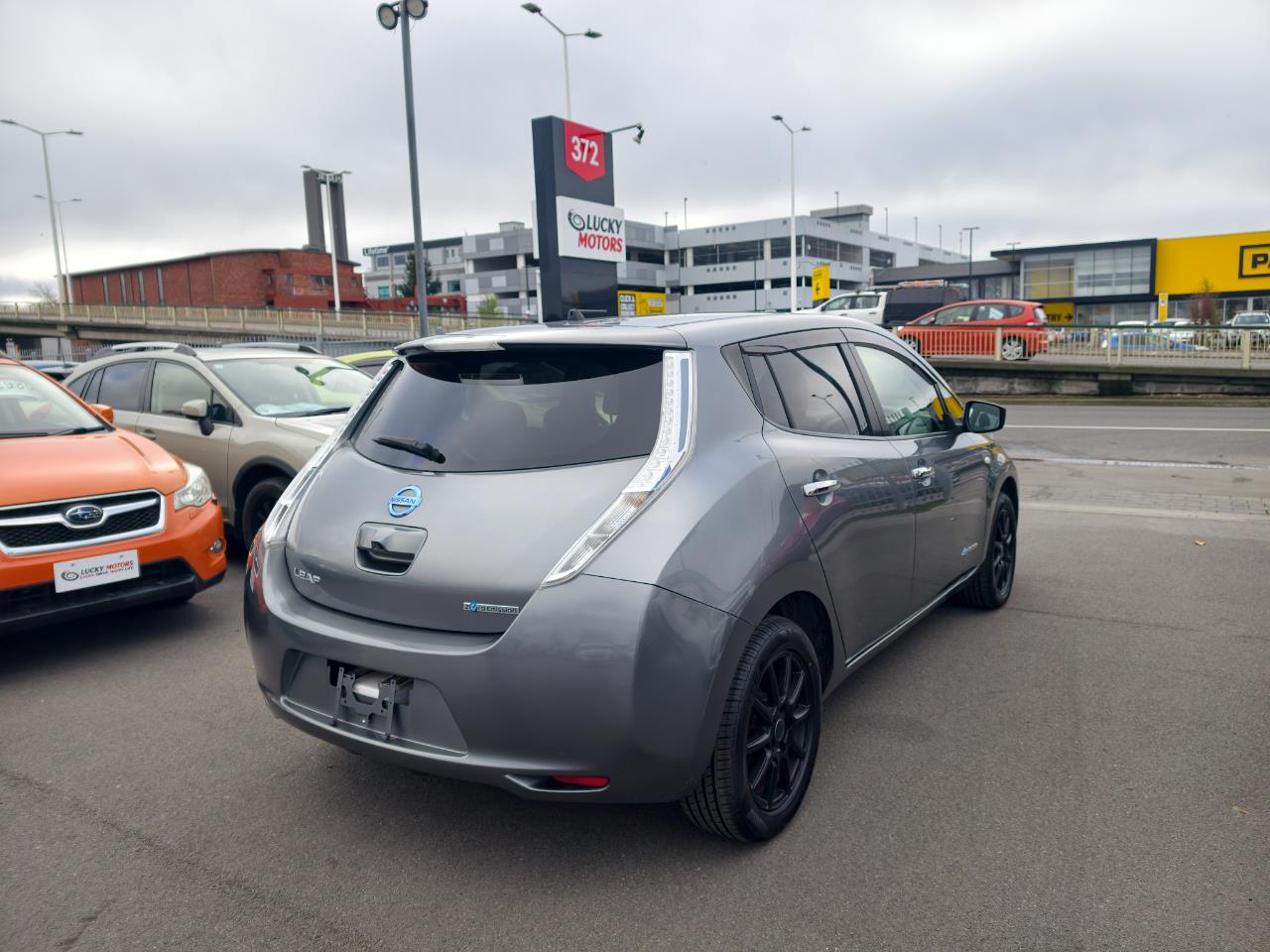 2016 Nissan LEAF
