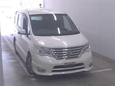 2015 Nissan Serena - Thumbnail