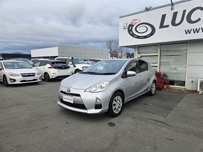 2012 Toyota Aqua - Thumbnail