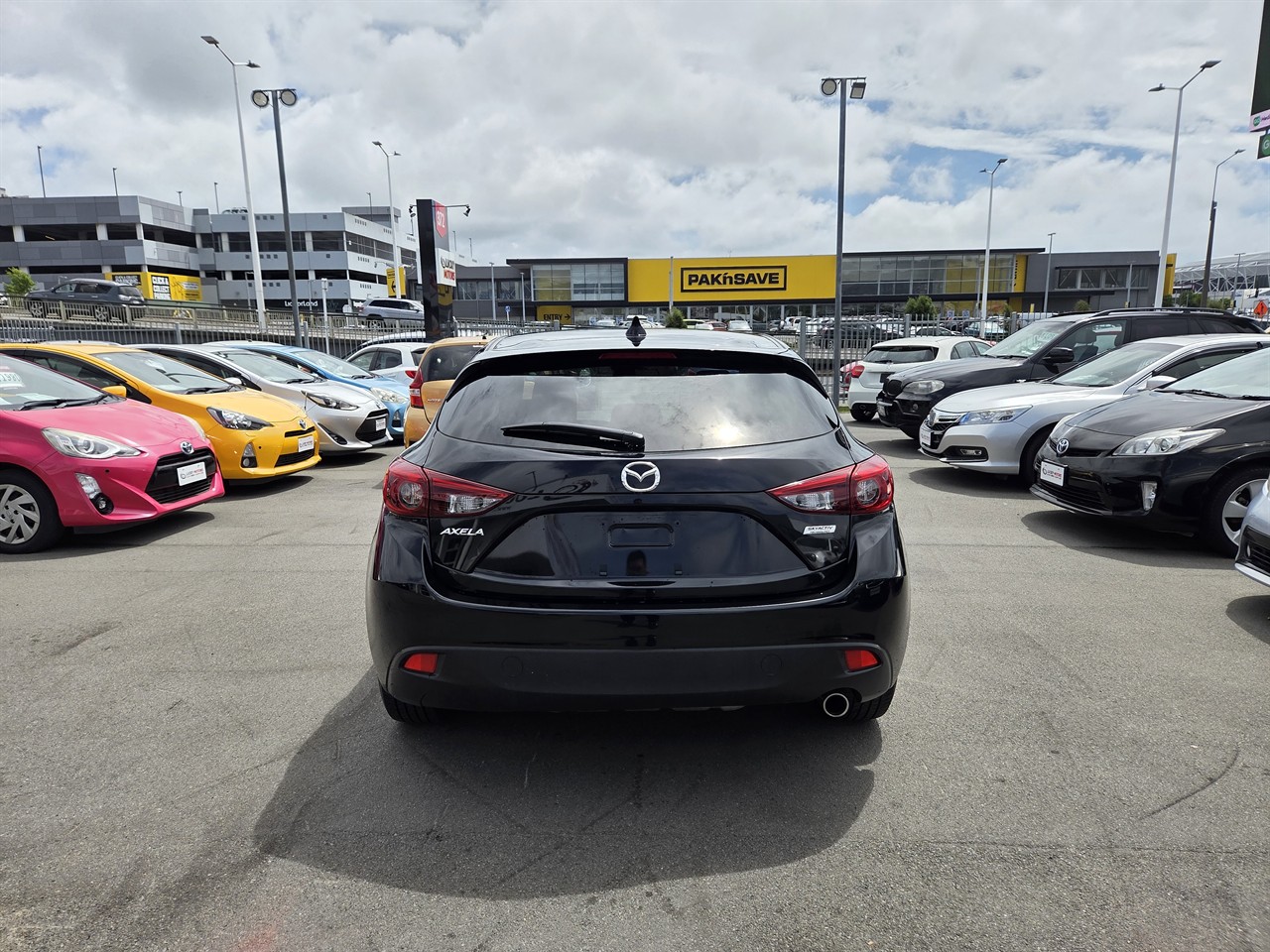 2014 Mazda AXELA