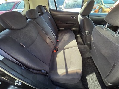2016 Nissan LEAF - Thumbnail