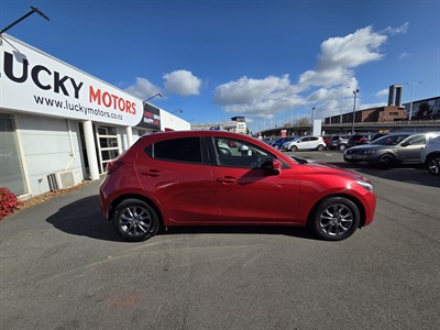 2017 Mazda Demio - Thumbnail