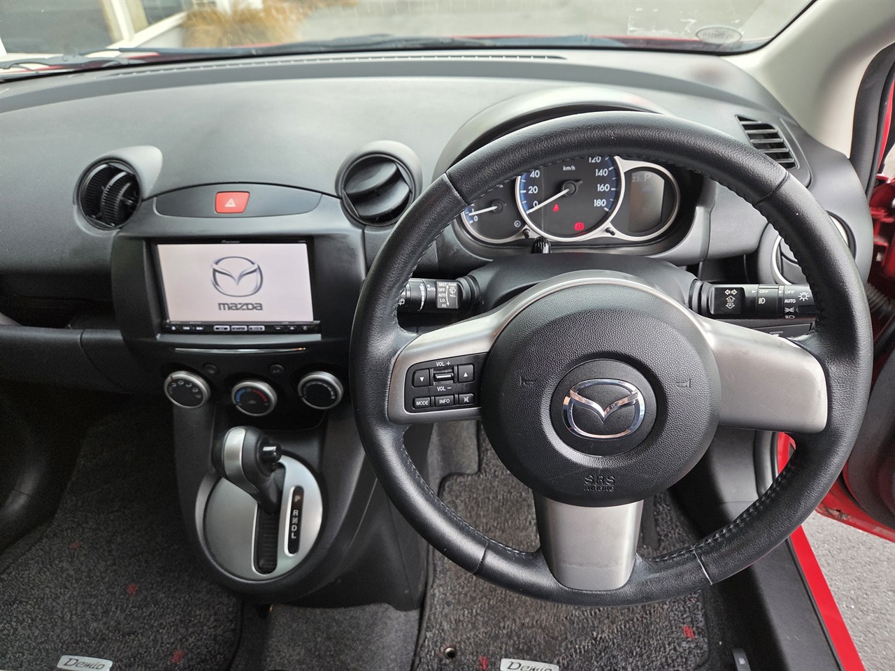 2013 Mazda Demio