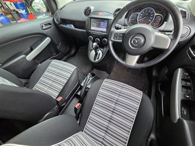 2013 Mazda Demio - Thumbnail