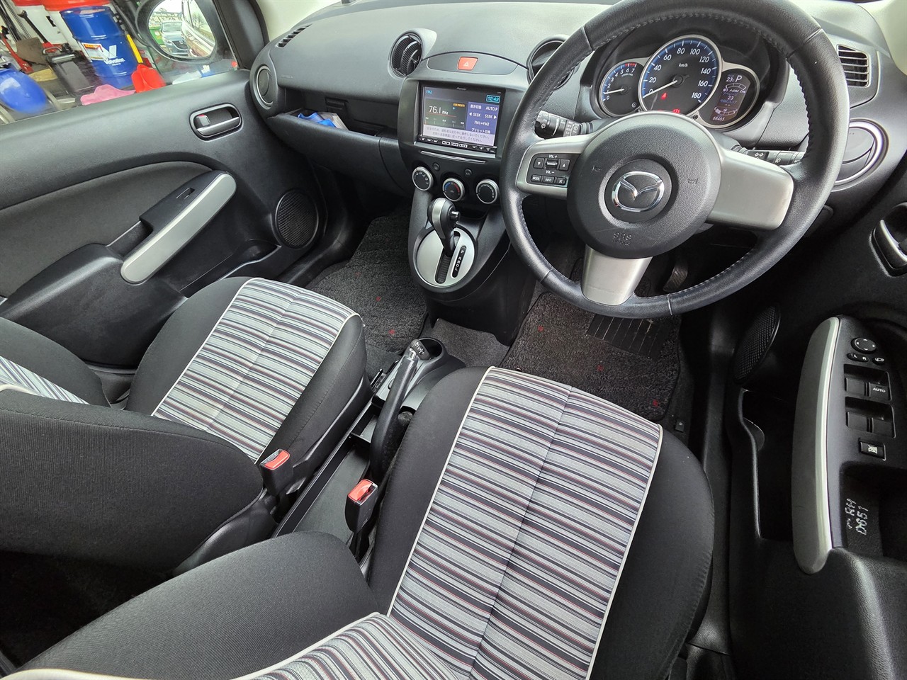 2013 Mazda Demio