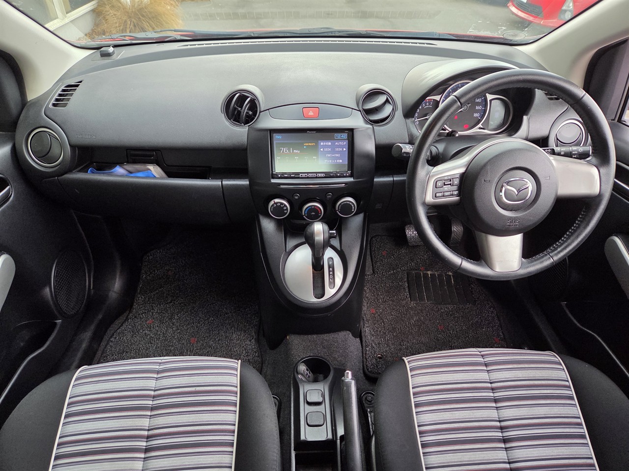 2013 Mazda Demio