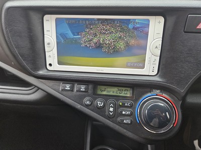 2012 Toyota Aqua - Thumbnail