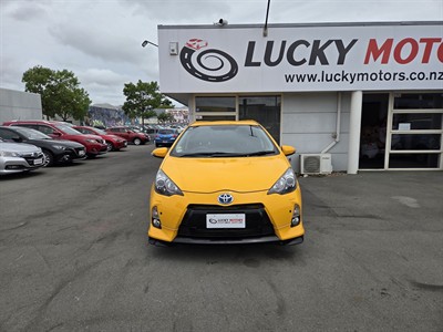 2012 Toyota Aqua - Thumbnail