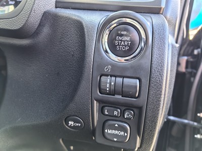 2013 Subaru EXIGA - Thumbnail