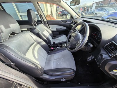 2013 Subaru EXIGA - Thumbnail