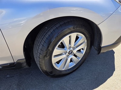 2015 Subaru OUTBACK - Thumbnail