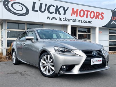 2014 Lexus IS300H