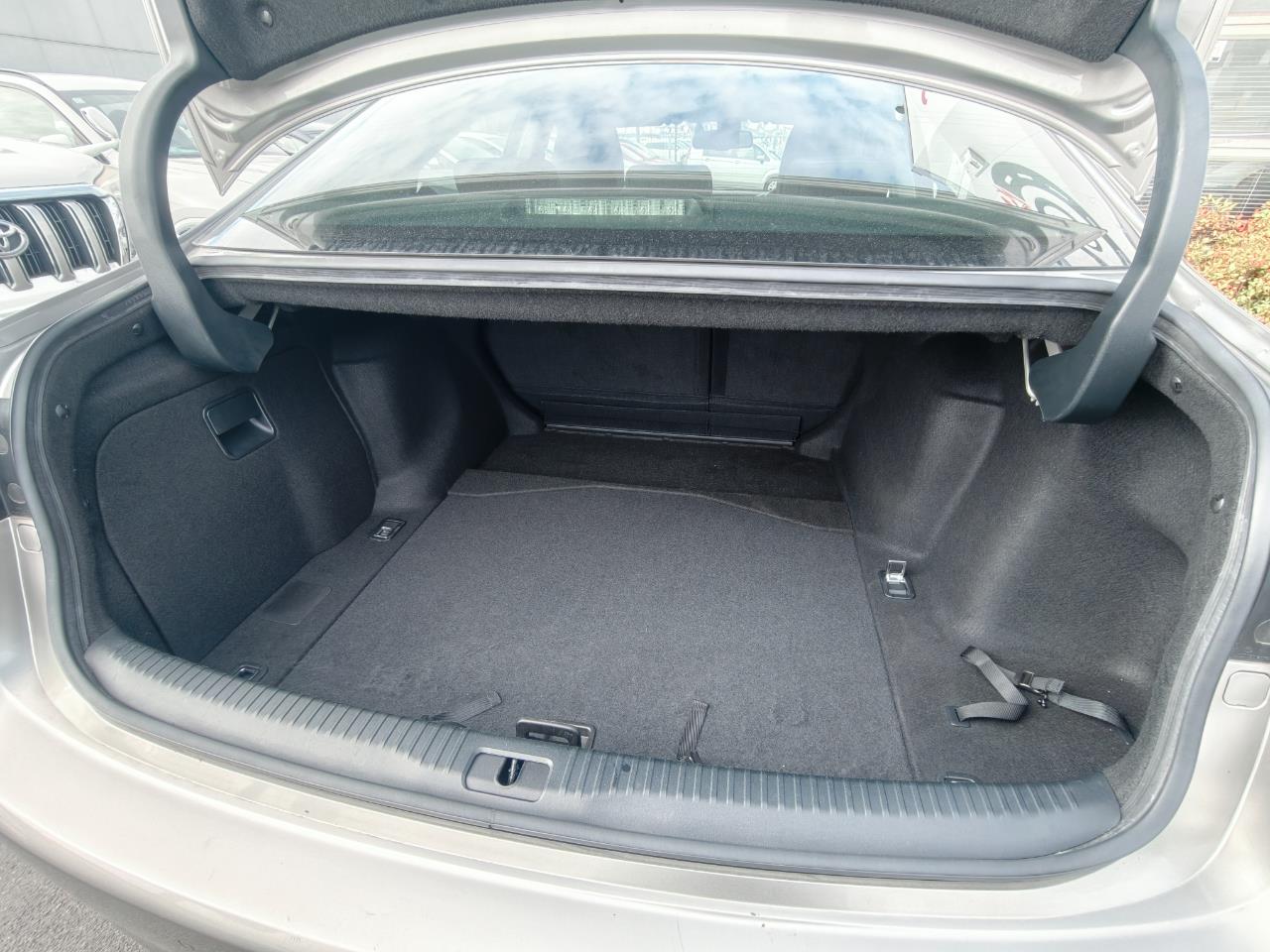 2014 Lexus IS300H