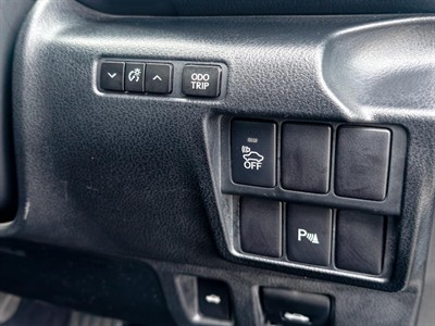2014 Lexus IS300H - Thumbnail