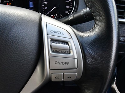 2014 Nissan X-TRAIL - Thumbnail