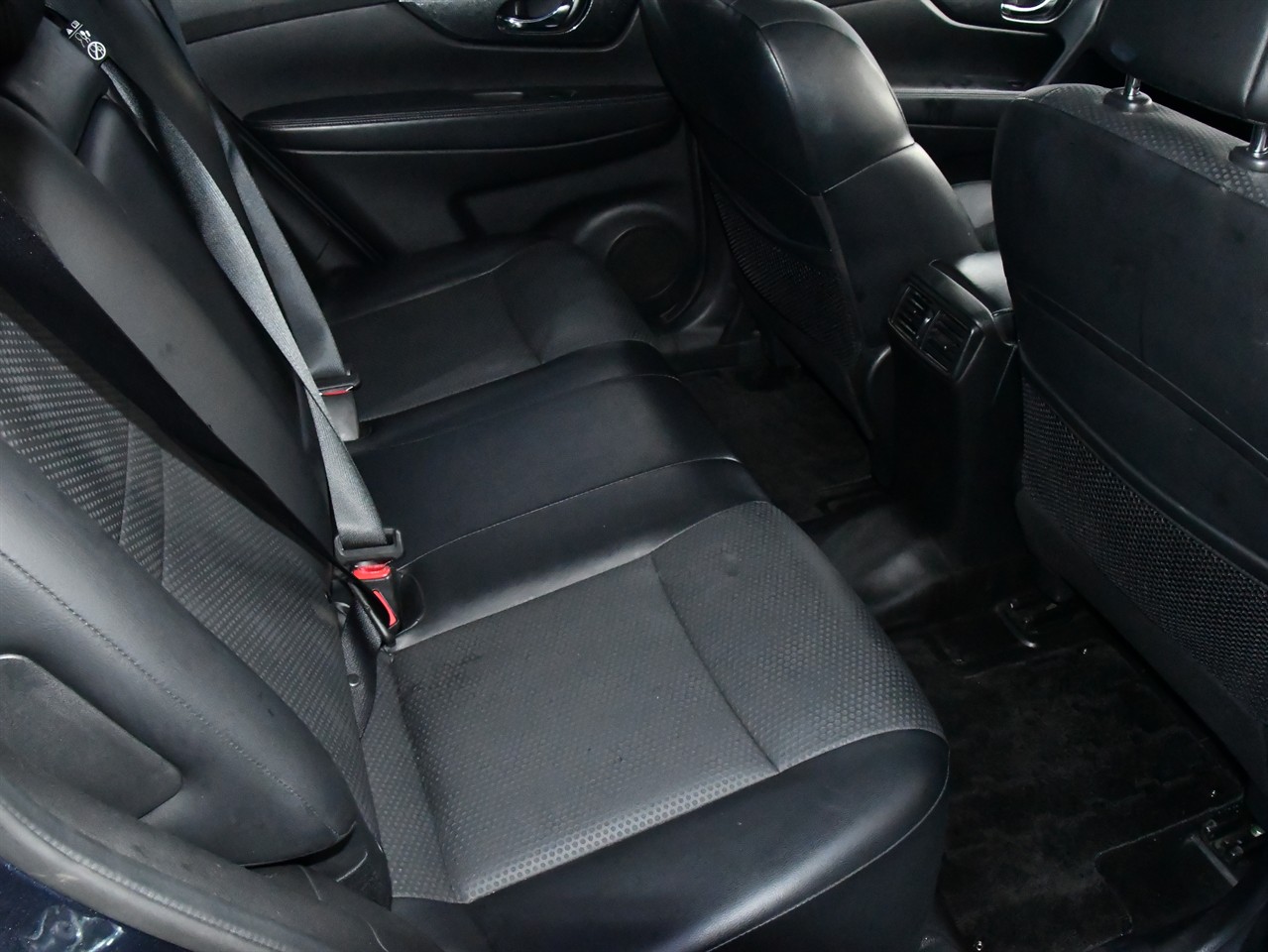 2014 Nissan X-TRAIL