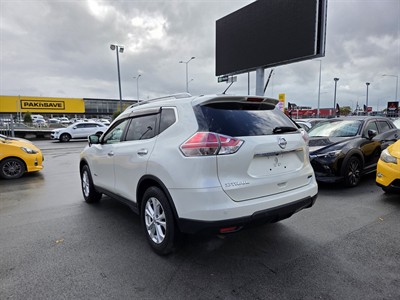 2017 Nissan X-TRAIL - Thumbnail