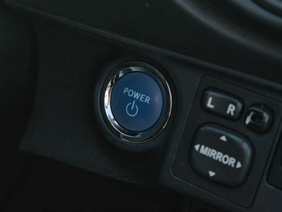 2013 Toyota Aqua - Thumbnail