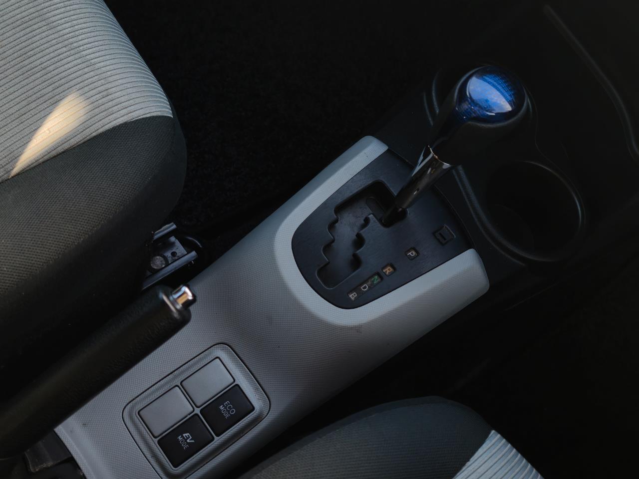 2013 Toyota Aqua