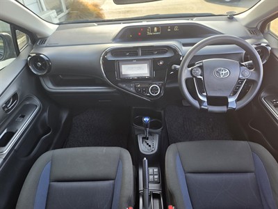 2018 Toyota Aqua - Thumbnail