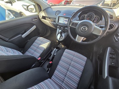 2012 Mazda Demio - Thumbnail