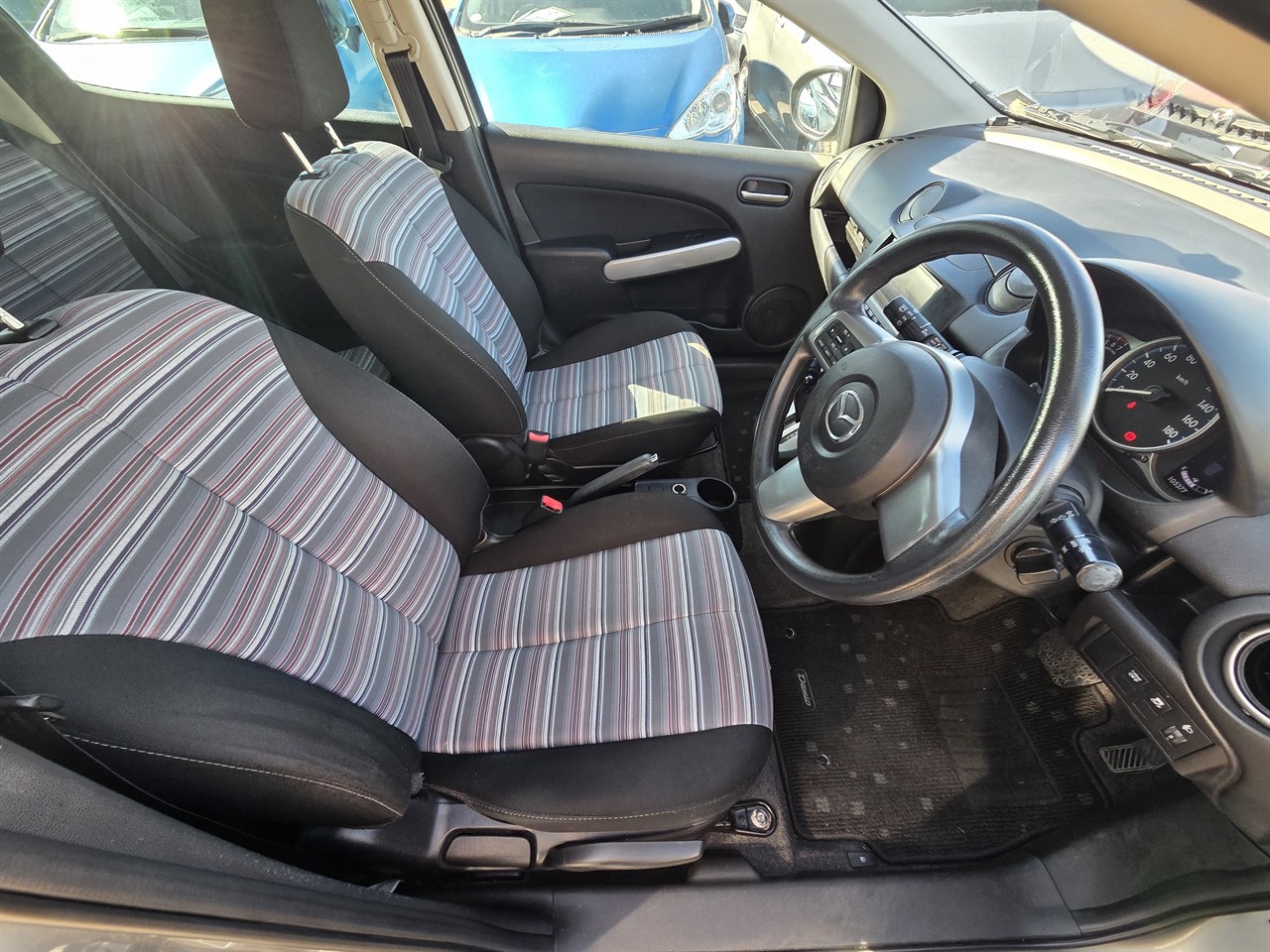 2012 Mazda Demio