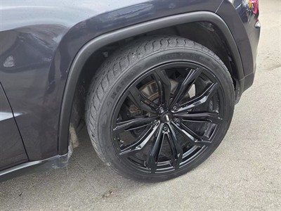 2016 Jeep Grand Cherokee - Thumbnail