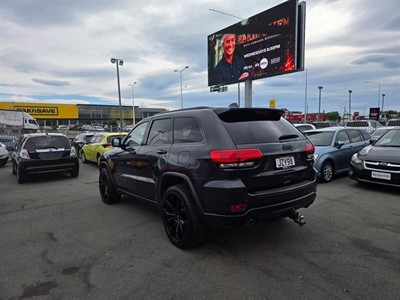 2016 Jeep Grand Cherokee - Thumbnail