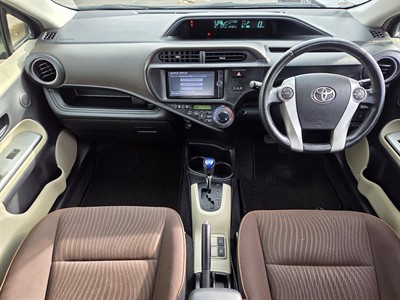 2012 Toyota Aqua - Thumbnail
