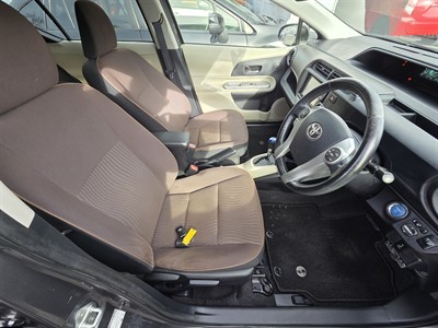 2012 Toyota Aqua - Thumbnail
