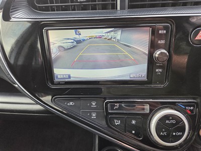 2018 Toyota Aqua - Thumbnail