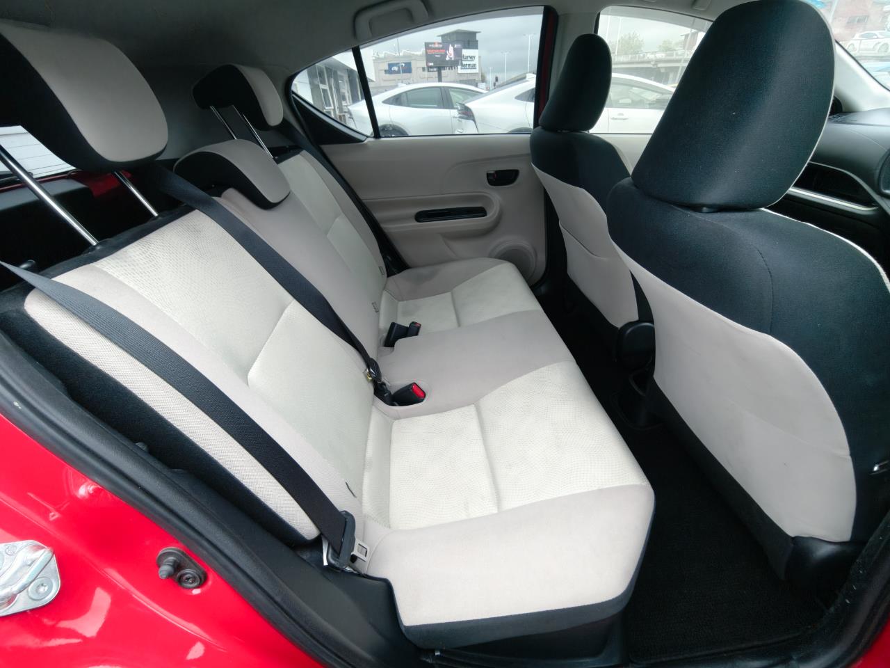2014 Toyota Aqua
