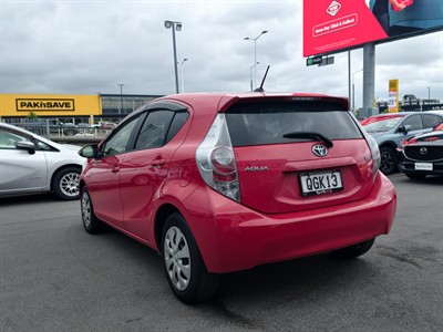 2014 Toyota Aqua - Thumbnail