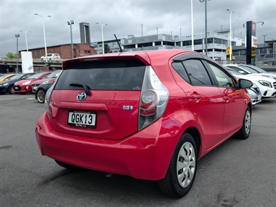 2014 Toyota Aqua - Thumbnail