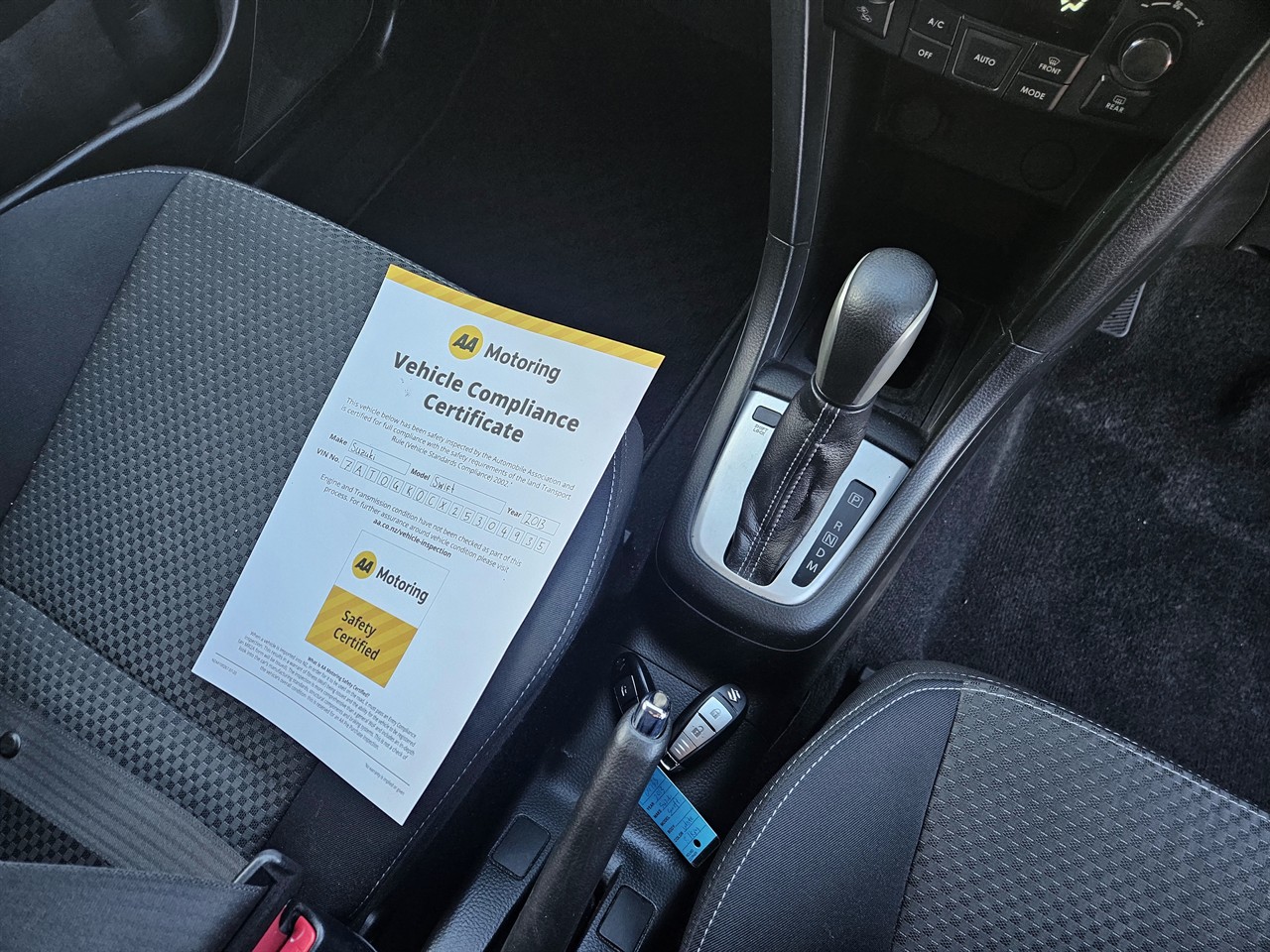 2013 Suzuki SWIFT