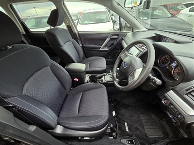 2014 Subaru FORESTER - Thumbnail