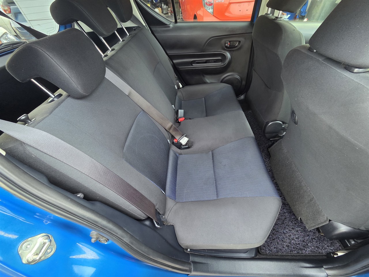 2015 Toyota Aqua