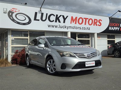 2015 Toyota AVENSIS