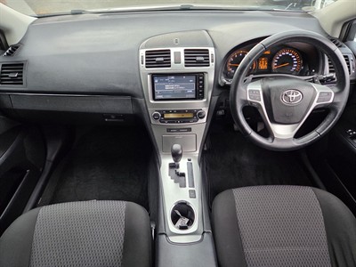 2015 Toyota AVENSIS - Thumbnail