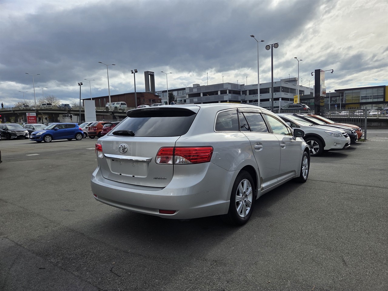 2015 Toyota AVENSIS