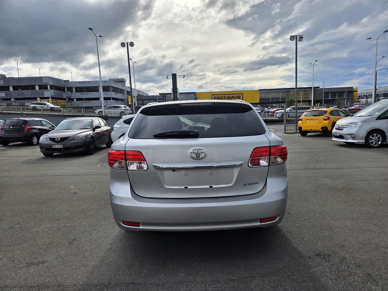 2015 Toyota AVENSIS
