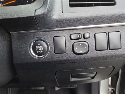 2015 Toyota AVENSIS - Thumbnail