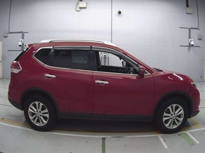 2014 Nissan X-TRAIL - Thumbnail