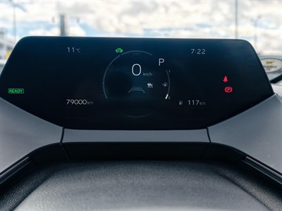 2023 Toyota Prius - Thumbnail